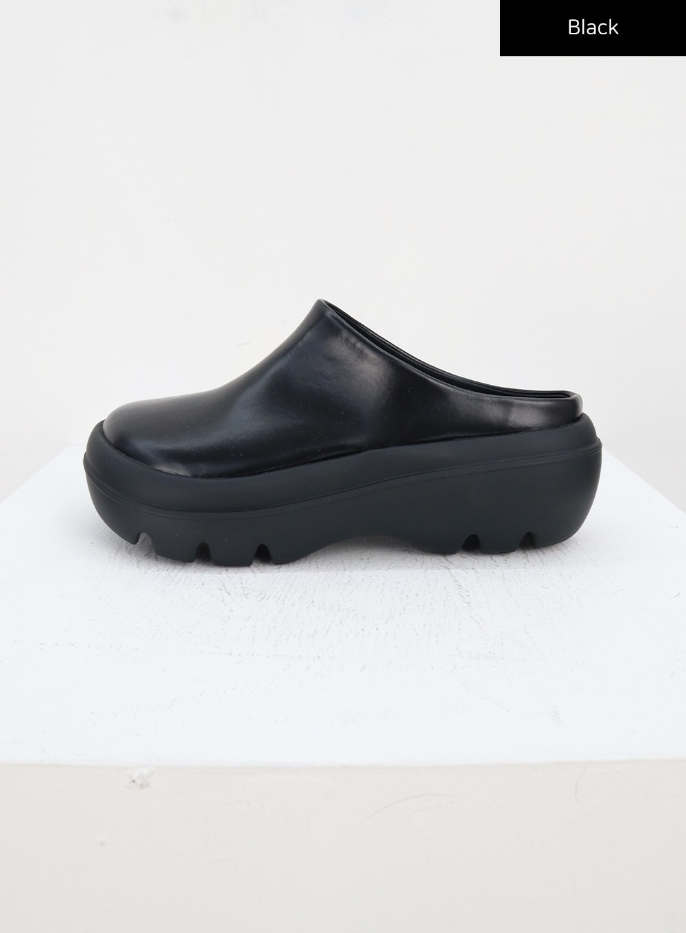 Chunky Platform Mules CA304