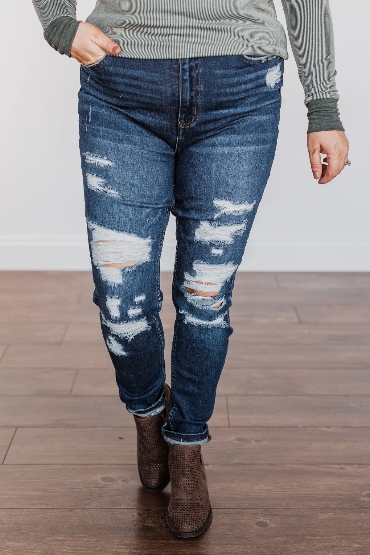 Vervet Distressed Skinny Jeans- Haylie Wash