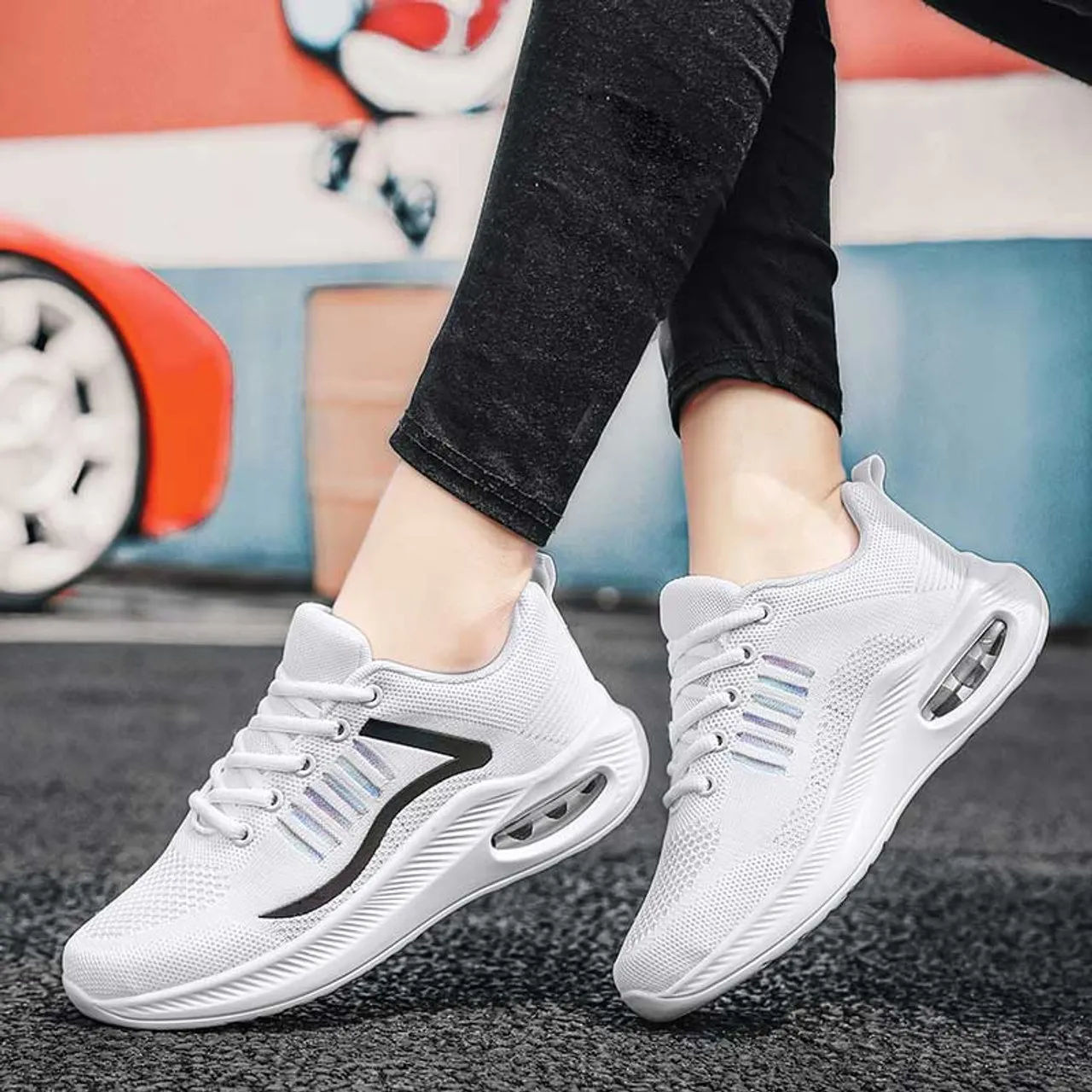 White curve & stripe pattern casual shoe sneaker