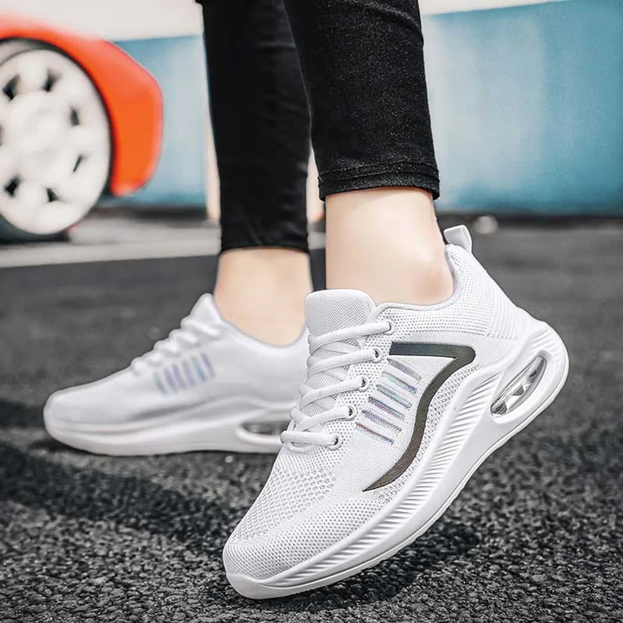 White curve & stripe pattern casual shoe sneaker