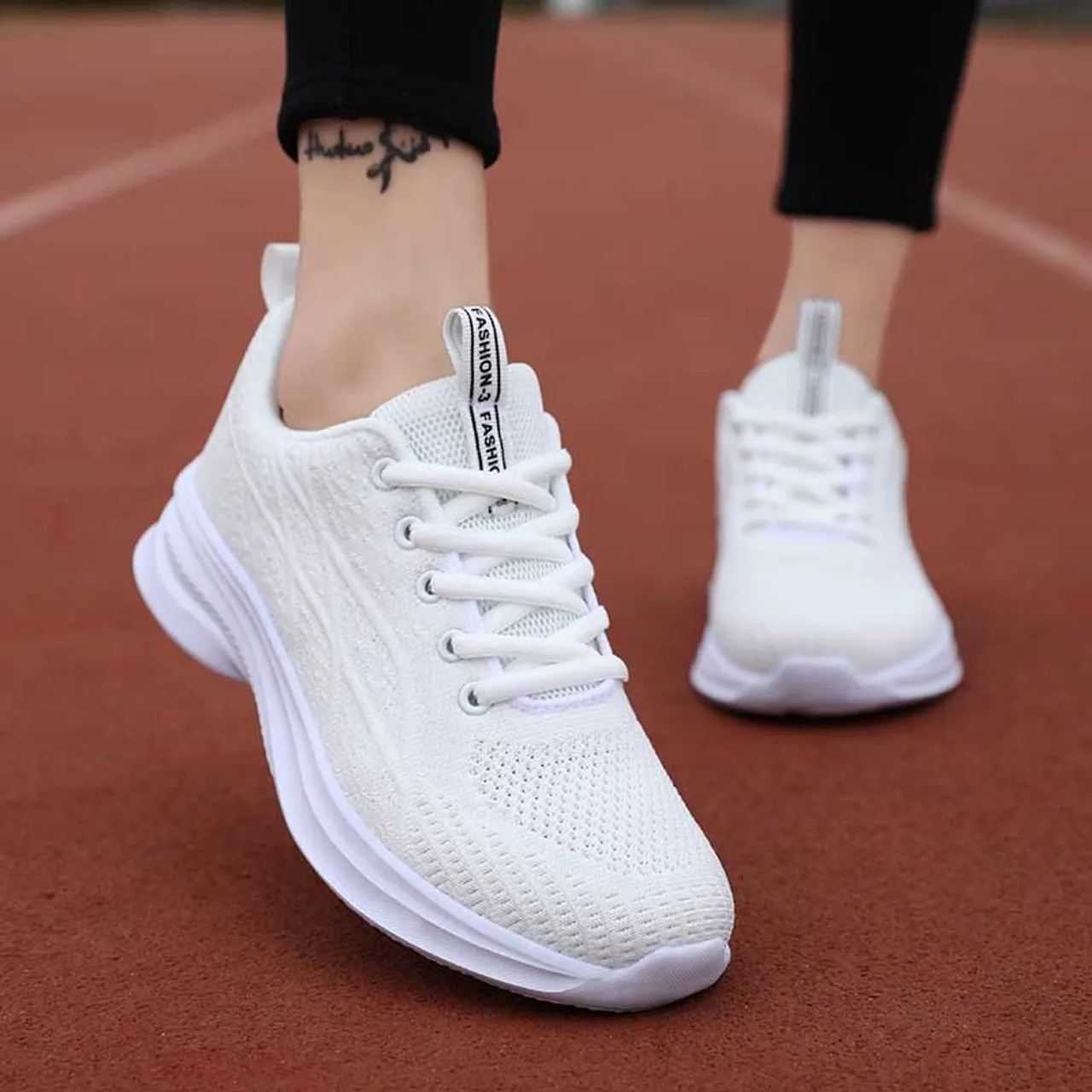 White flyknit texture pattern lace up shoe sneaker