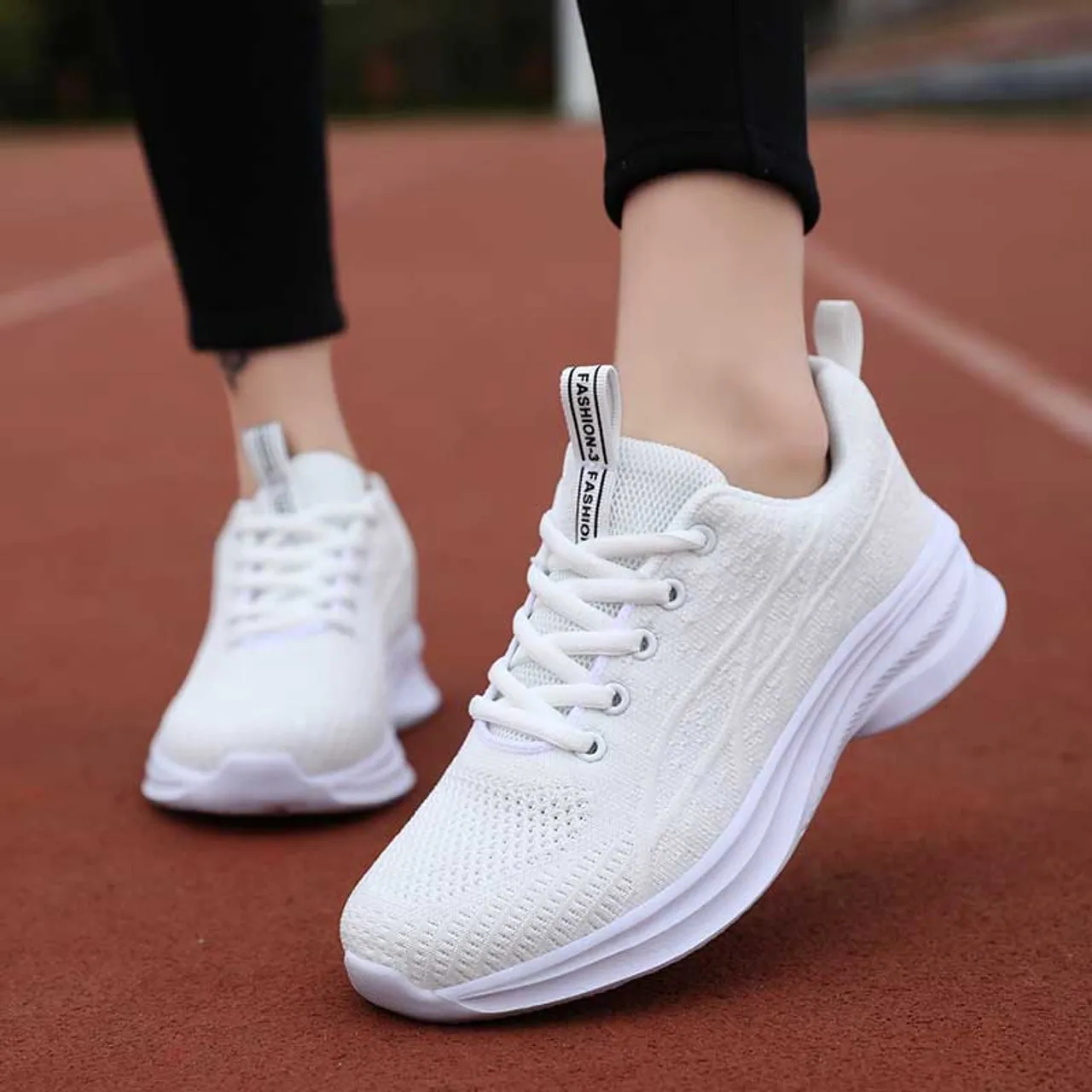 White flyknit texture pattern lace up shoe sneaker