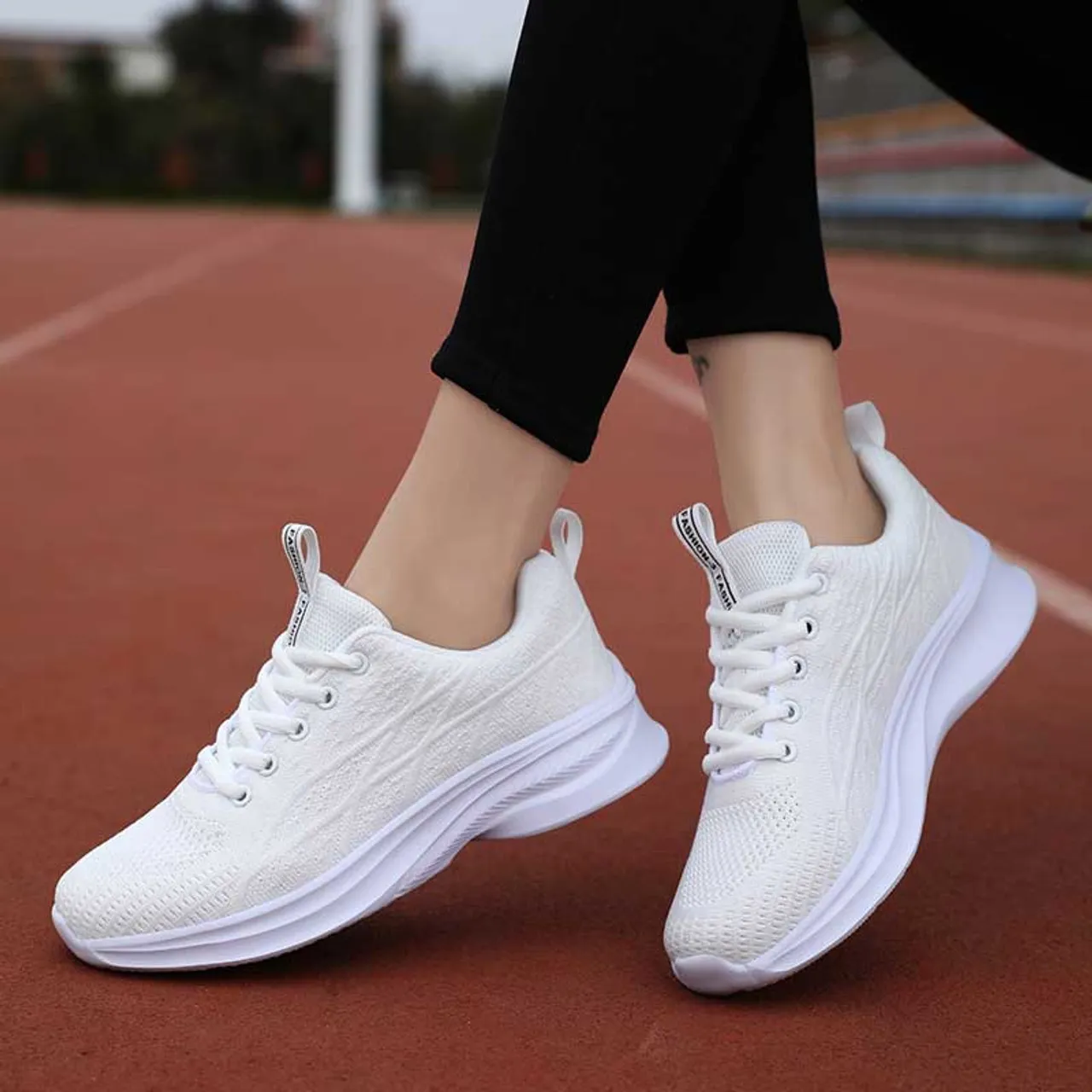 White flyknit texture pattern lace up shoe sneaker